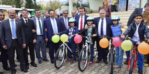 Başkan Erkoç; Spora Desteğimiz Sürüyor