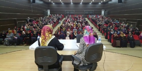 Erdemli Nesiller İçin Huzurlu Aile Semineri Sona Erdi