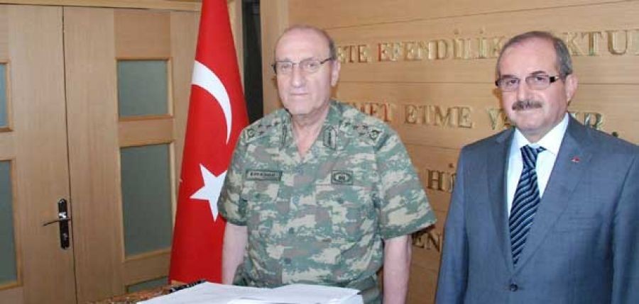 Kara Kuvvetleri Komutanı Orgeneral Kıvrıkoğlu Kahramanmaraş?ta