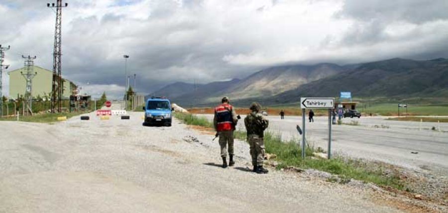 Teröristlerin Çarptığı Uzman Çavuş ağır yaralandı